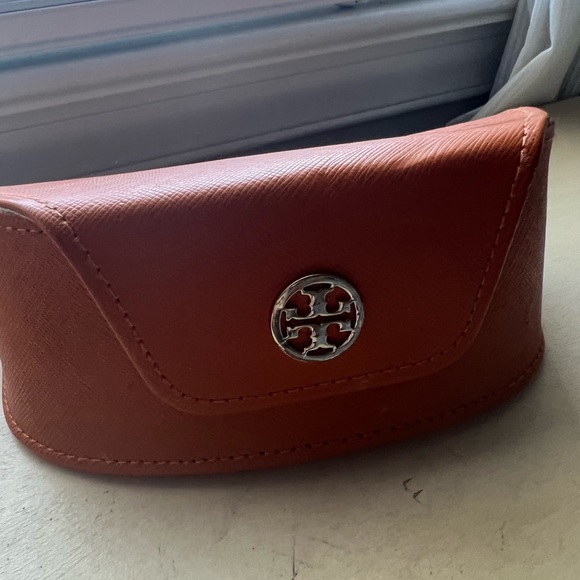 Tory Burch Sunglasses Case - Picture 3 of 3